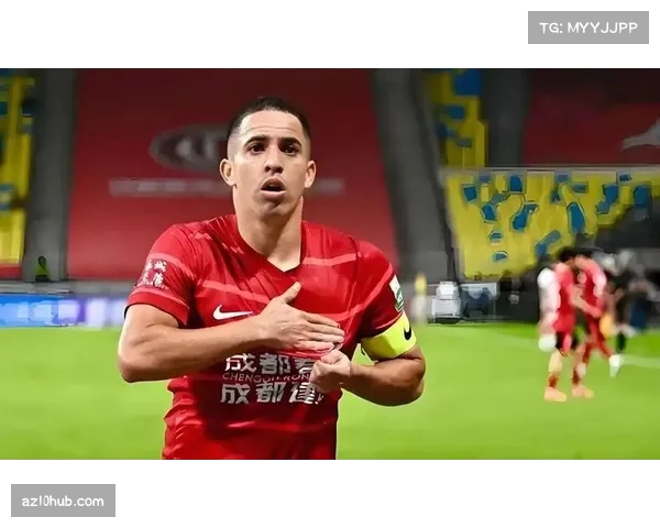 罗慕洛造点成功展现个人能力 重庆防线犯规鲁莽 罗慕洛造点成功展现个人能力 重庆防线犯规鲁莽